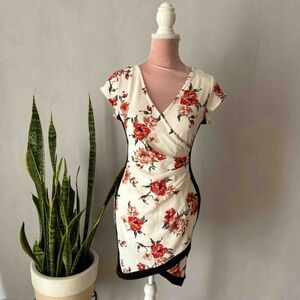 Almost Famous Juniors' Frame Print Bodycon Dress XL (14/16) EUC